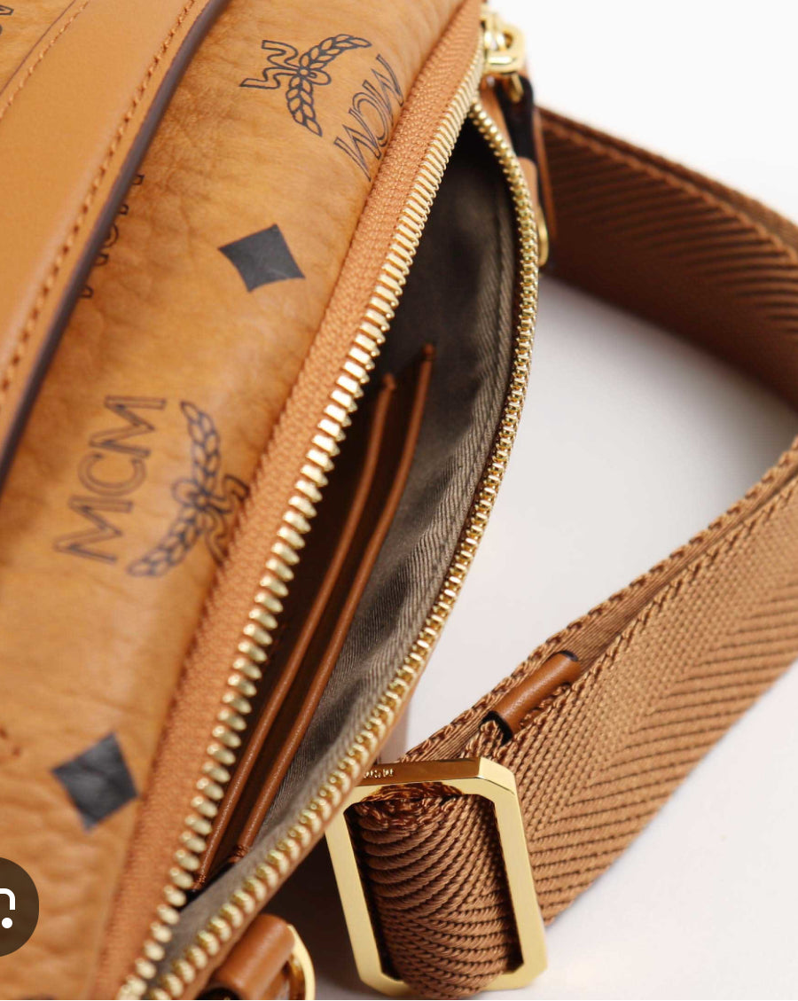 MCM MMRAAVI06 CO001 Waist Bag