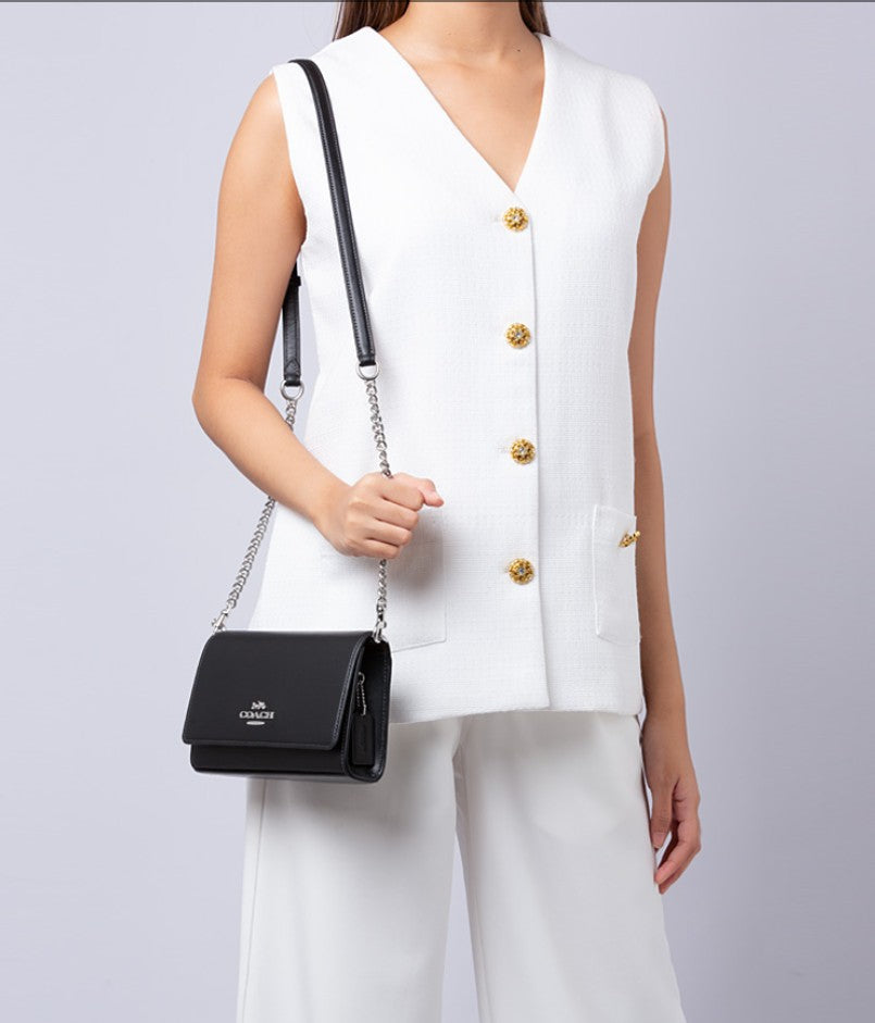 Coach Flap Clutch Smooth Leather Crossbody Black CP034